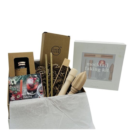 Calm Club Mocktail Sober Cocktail Kit Mixology Craft Cocktail Starter Set - Picture 5 of 5